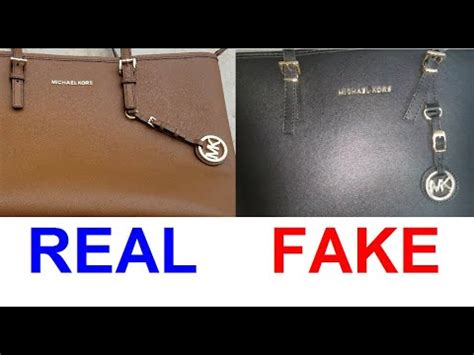 michael kors schwarze handtasche klein fake|are Michael Kors purses real.